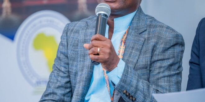 AfCoDD VI / Dette africaine : Jean-Pierre Dégué appelle à rapprocher emprunteurs et contribuables